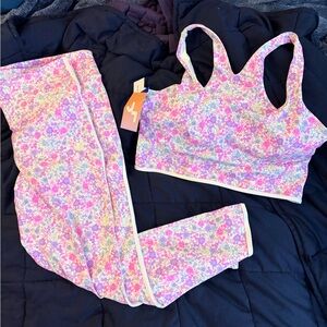 Floral Pink High-Support Sports Bra And three quarter matching leggings